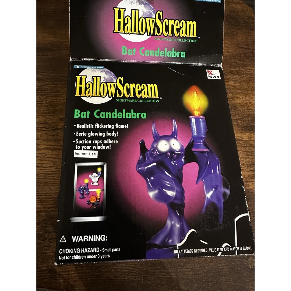 Vtg. 1997 Trendmasters HallowScream Haunted Bat Candelabra W/ Flicker Flame, Box